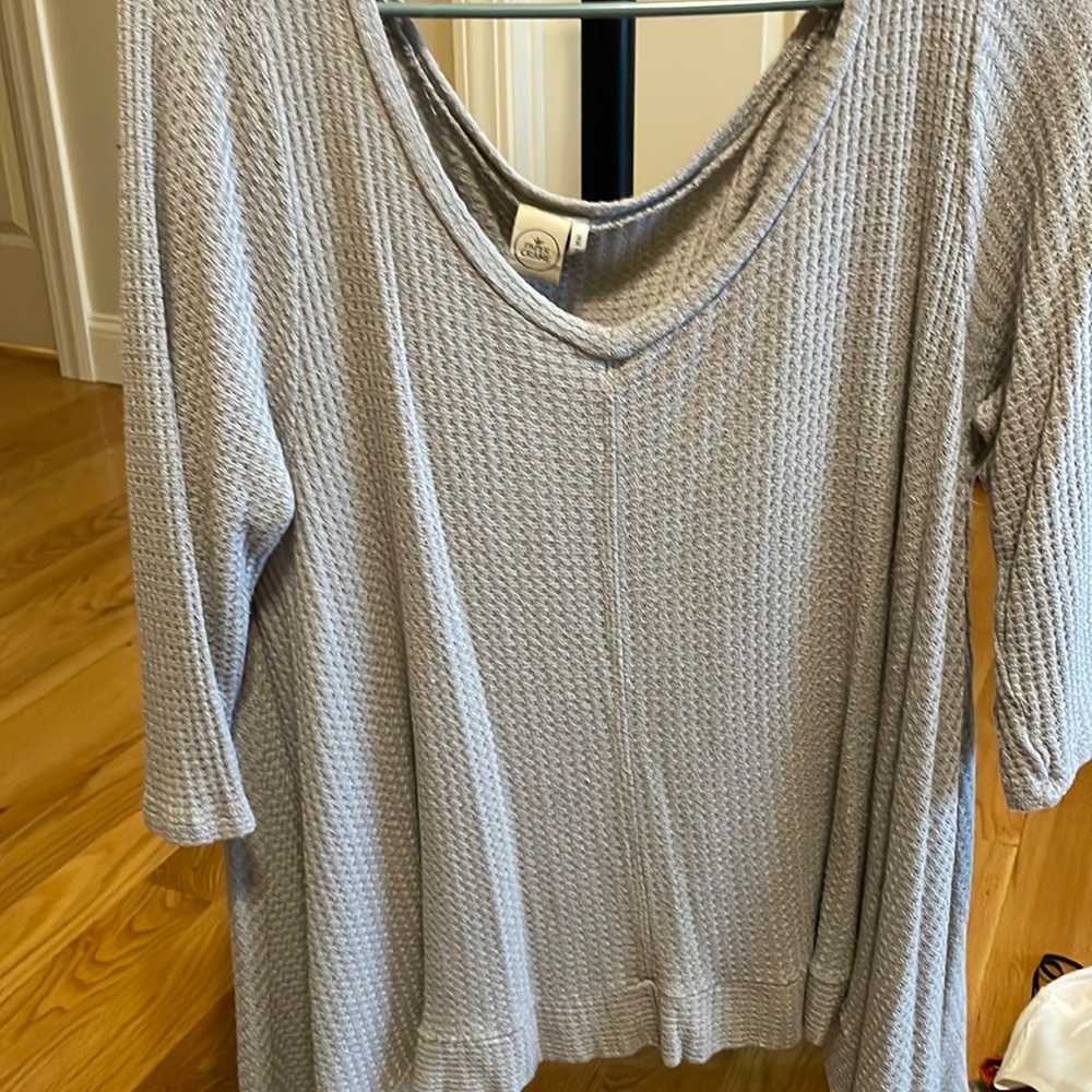 Gray paper crane waffle shirt